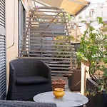 Domus Adriani Affittacamere 4*