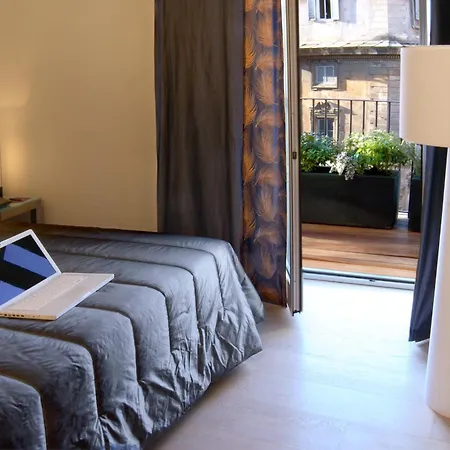 بيت ضيافة Domus Adriani 4*