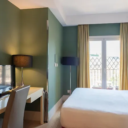 Πανσιόν Domus Adriani 4*